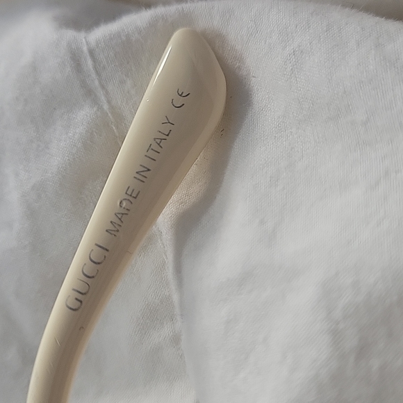 Sunglasses - Picture 5 of 6